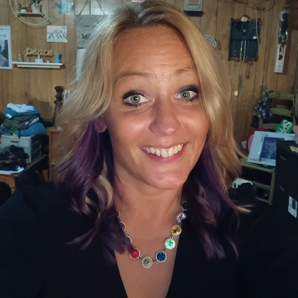 Meet your Posher, Mandy